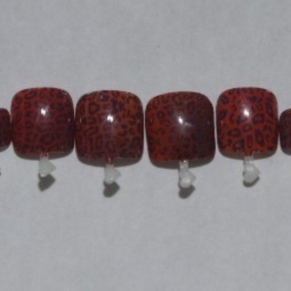 Red leopard print- press on Toe nail set - Picture 3 of 6